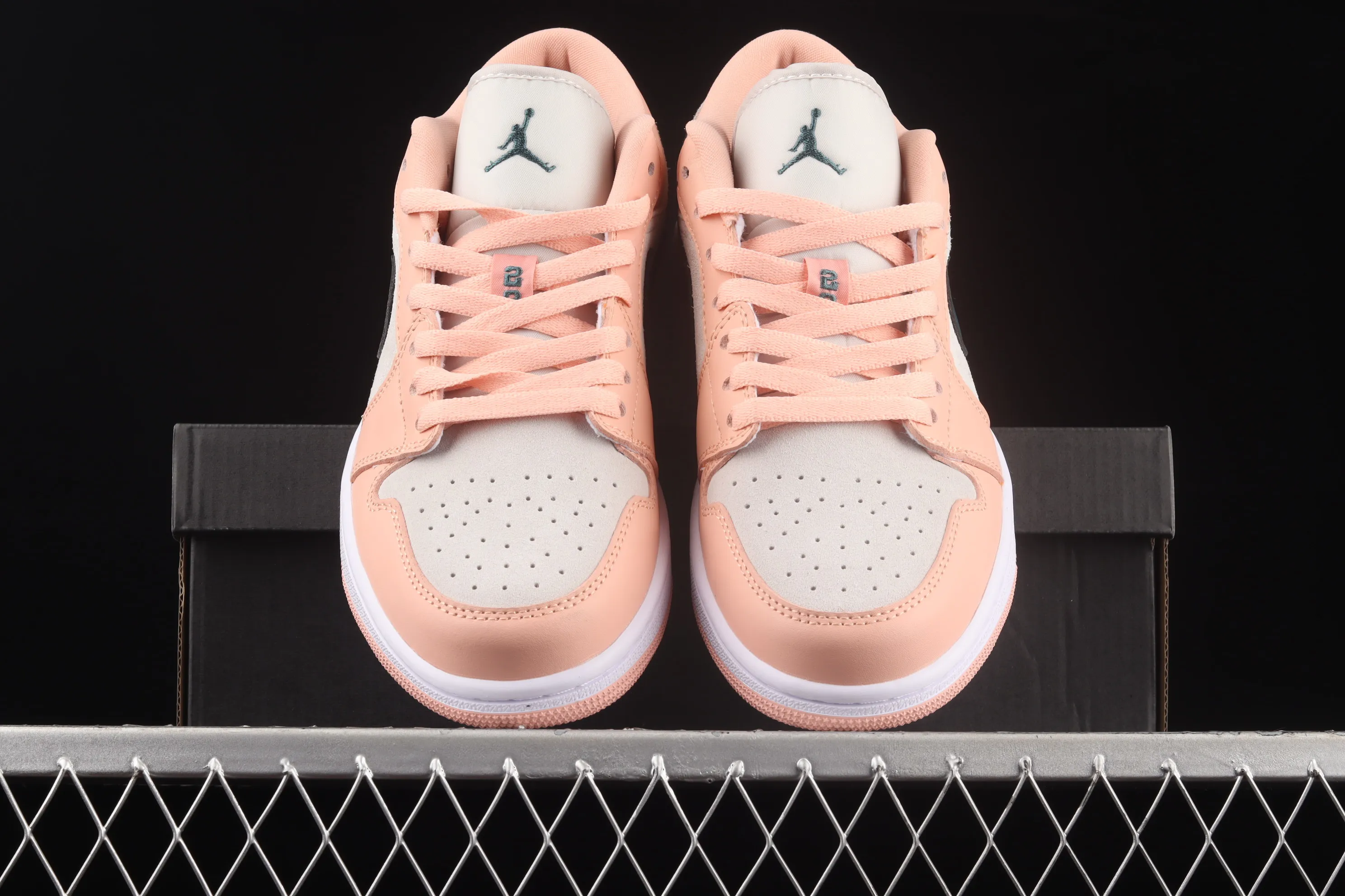 All categories Air Jordan Jordan series basketball shoes Air Jordan 1 Low Air Jordan 1 Low AJ1 Joe 1 pink and green low-top cultural sneakers DC0774-800